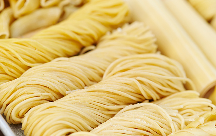 乾麺と生麺をお選びいただけます